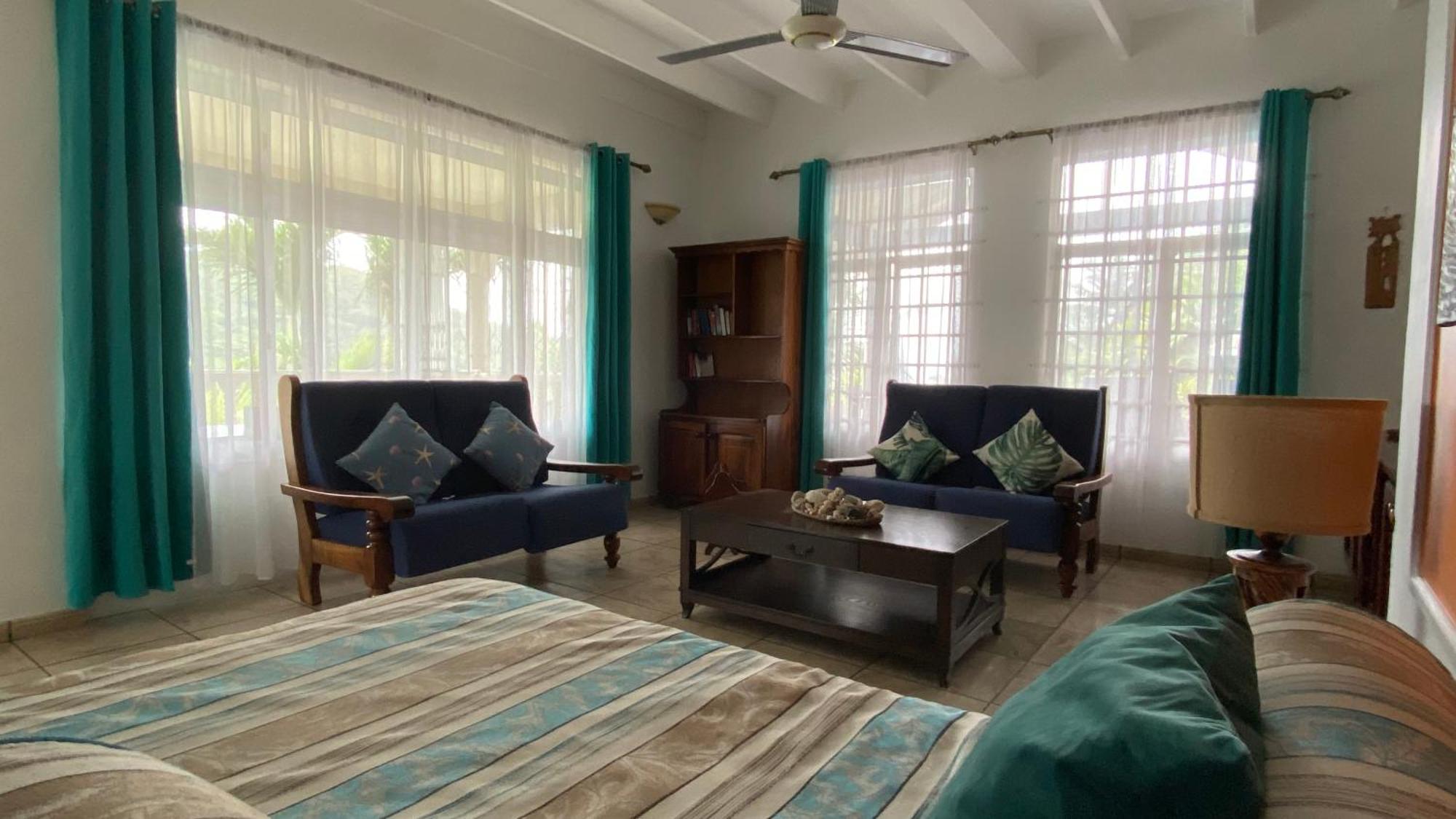 Stephna Residence Anse Boileau エクステリア 写真